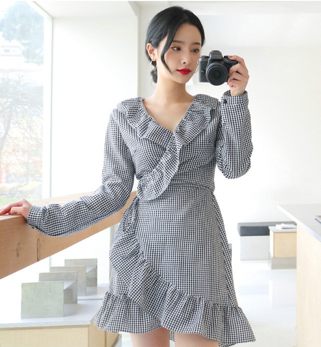 Hè này đúng là phải mặc váy quấn, vì chọn kiểu gì thì nhìn cũng xinh xắn và dễ thương Hè này đúng là phải mặc váy quấn, vì chọn kiểu gì thì nhìn cũng xinh xắn và dễ thương